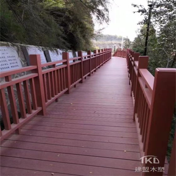 秦皇島木塑棧道鋪設(shè)